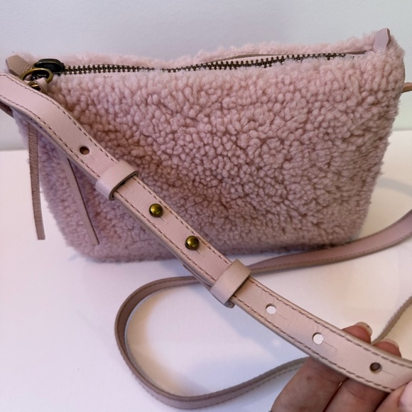 MADEWELL Blush Avalon Pink Shearling Sherpa Leather Crossbody Bag Purse - Picture 6 of 13